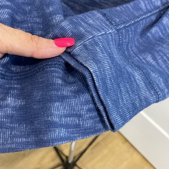 Abercrombie & Fitch Heather Blue Long Sleeve |Size Small - Picture 3 of 7